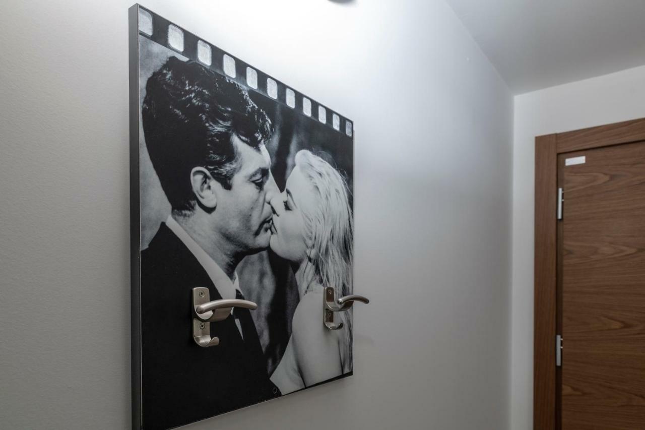ريتشيوني Residence Filmare المظهر الخارجي الصورة